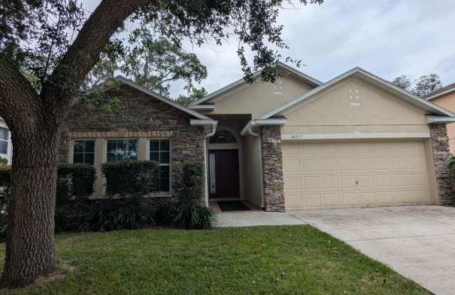 Beautiful 4-Bedroom Home in Baywood Hills – Alachua, FL! Gallery 1
