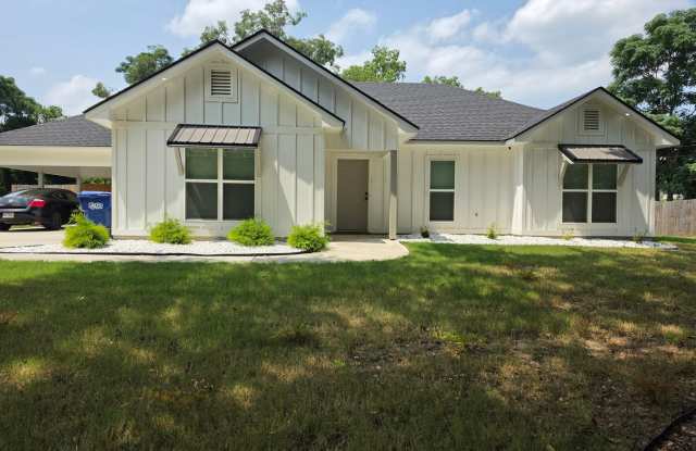 Charming New Build!!! photos photos