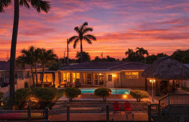 220 SE 2nd Avenue photos photos