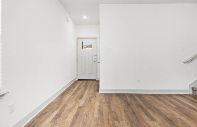 7607 Gramercy Way Gallery 4