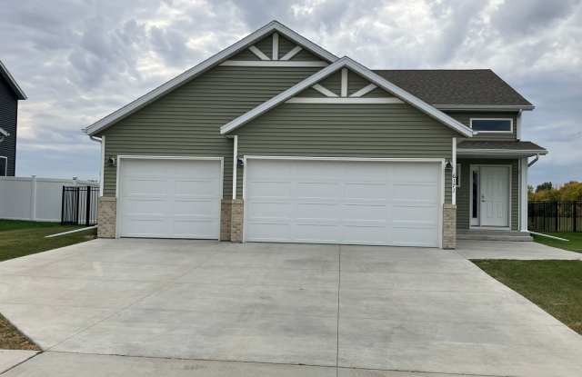 4 Bed 3 Bath - 6171 68th Street South, Fargo, ND 58104