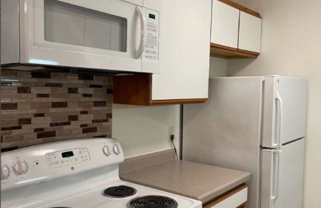 Upper Two Bedroom One Bath photos photos