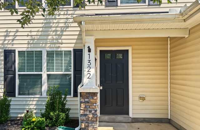 Beautifully Updated Home – A Step Above the Typical Rental Gallery 4
