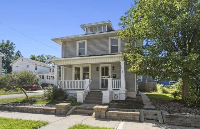 828 Forest Ave Avenue photos photos