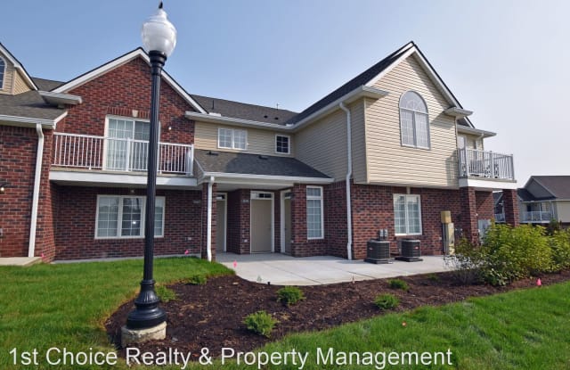 56435 Long Island Building #5 - 56435 Long Island Drive, Macomb County, MI 48316