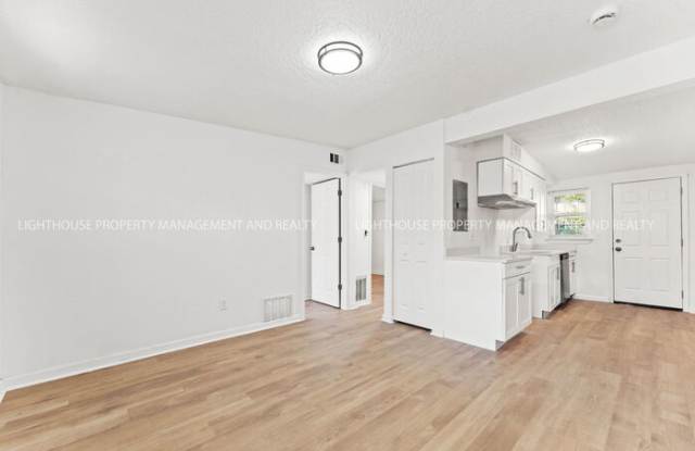 3722 Grunthal Street photos photos
