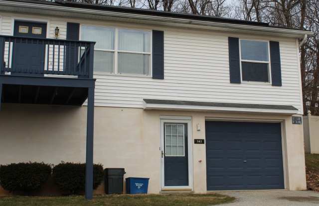 Semi-Detached Duplex in Dallastown photos photos Semi-Detached Duplex in Dallastown photos photos