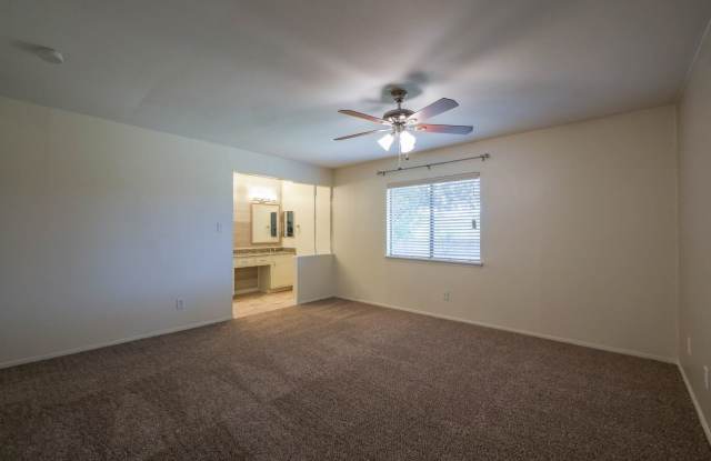 5014 Sandalwood Ln Gallery 4