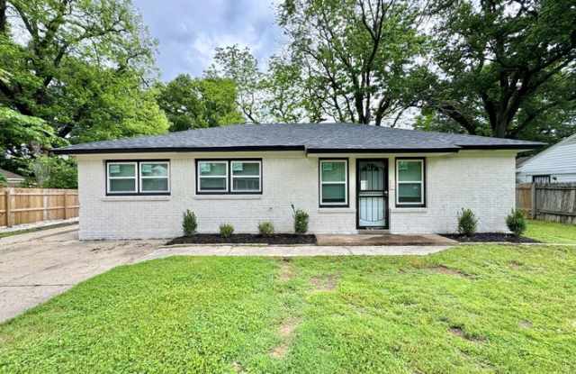4062 Alpine Avenue photos photos
