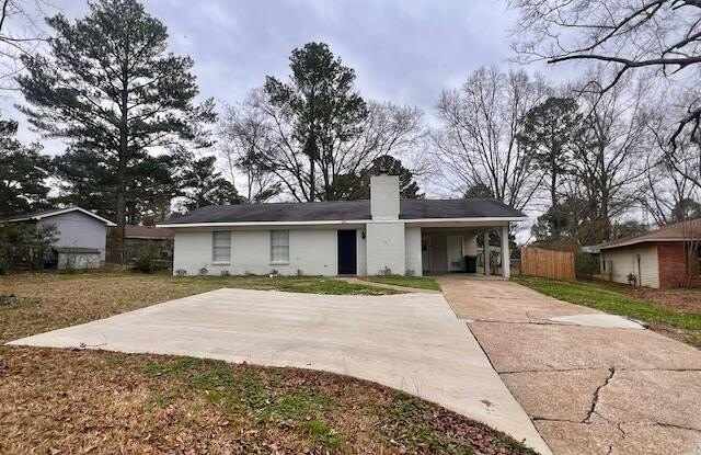 605 Highland Drive - 605 Highland Drive, Ridgeland, MS 39157