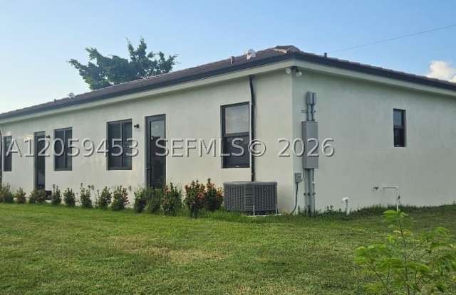 21263 SW 234th St photos photos