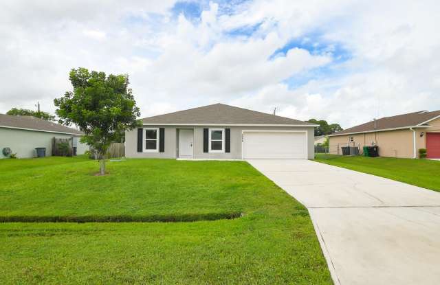 3076 SW Lucerne Street SW Gallery 2