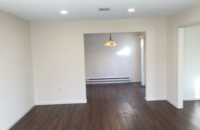 661 Yorktown Ln A Gallery 4
