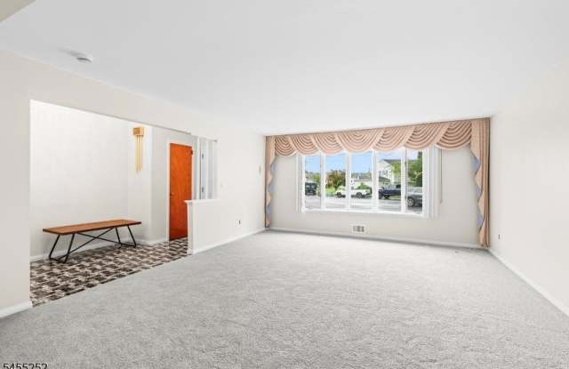 18 Ravine Ct Gallery 3