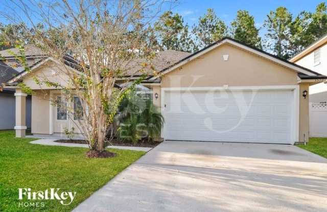 3522 Old Village Drive - 3522 Old Village Drive, Oakleaf Plantation, FL 32065