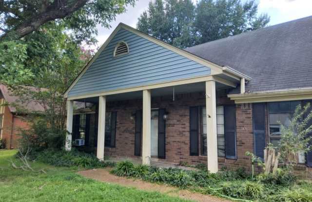 3915 Clover Hill Dr photos photos