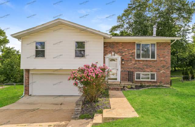 2767 Tiara Drive photos photos