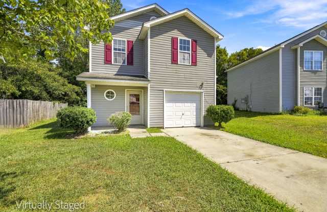 Comfortable Living in West Charlotte Gallery 4