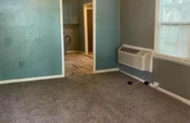 109 W. Choctaw St. Gallery 2