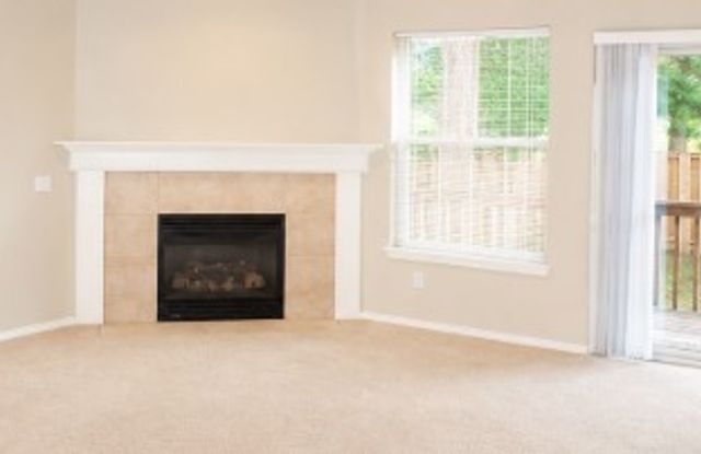 Charming 3 BD | 2.5 BA | Single-Family Home | Prime Murray Hill Location In Beaverton Gallery 4