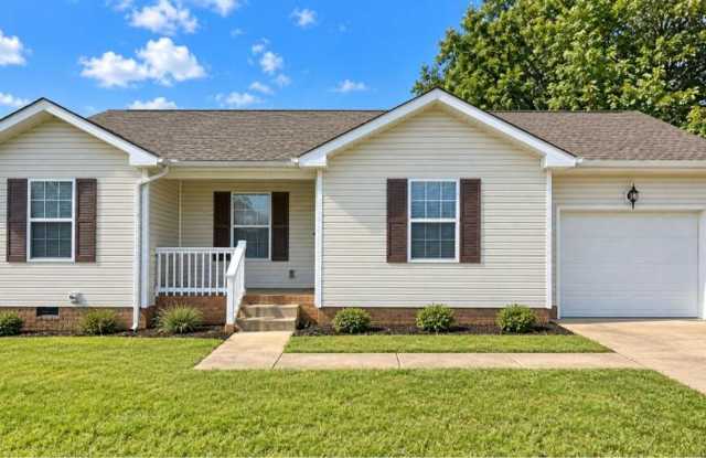 3 Bed 2 Bath Ranch home located close to post! Gallery 1