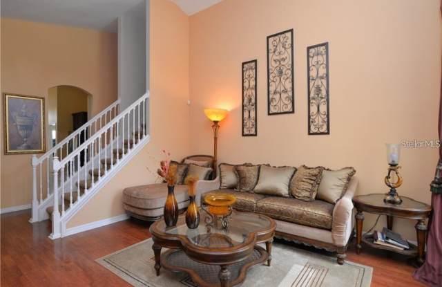 624 CANARY ISLAND CT COURT Gallery 3