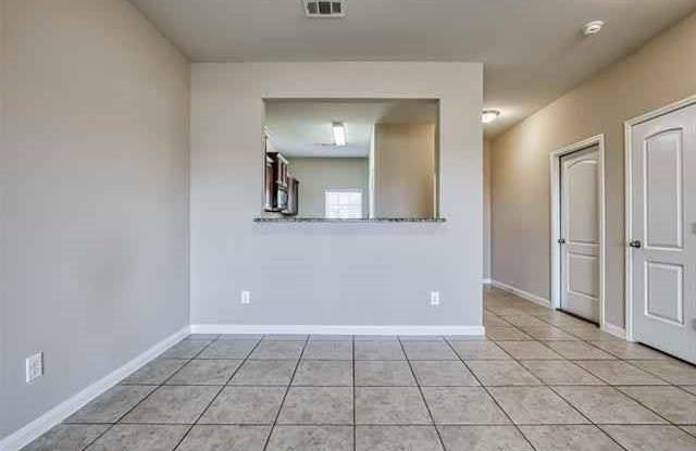 6200 Spring Ranch Drive Gallery 4