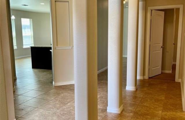 8717 Prairie Dawn Drive Gallery 4