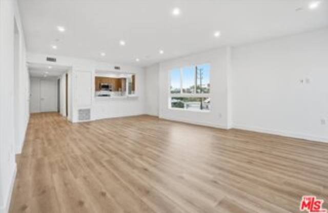 1820 Prosser Avenue Gallery 4