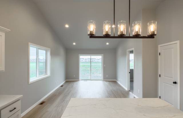 3719 33rd St S photos photos