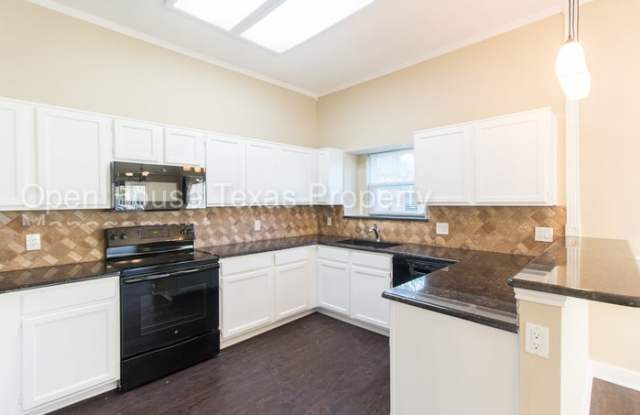 5706 Spyglass Hill Drive Gallery 3