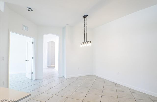 9074 leatherwood Loop Gallery 4