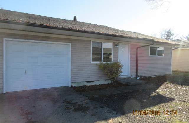 (917) 27th Street Duplex - 2 Bedroom / 1 Bathroom - Albany Duplex ***PET FRIENDLY photos photos