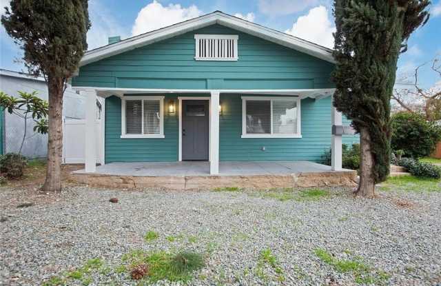 1738 N Sierra Bonita Avenue 1/2 photos photos