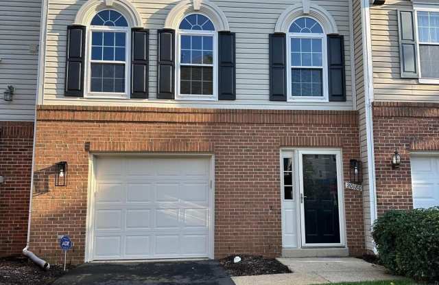20180 HARDWOOD TERRACE photos photos