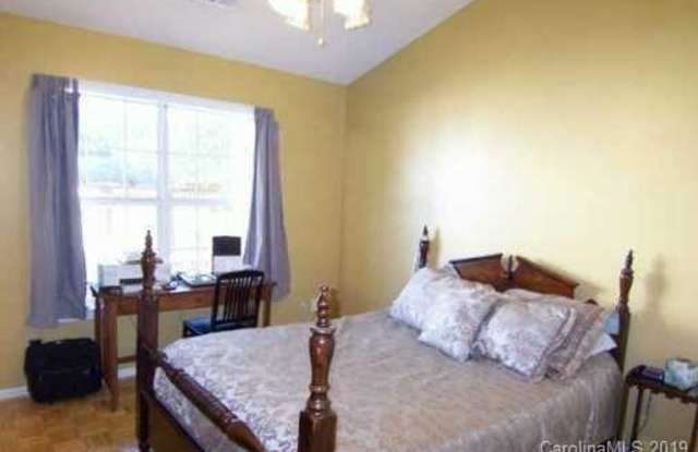 130 Windy Rush Court Gallery 3