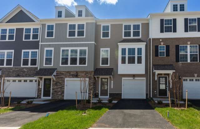 10512 HINTON Way - 10512 Hinton Way, Buckhall, VA 20110