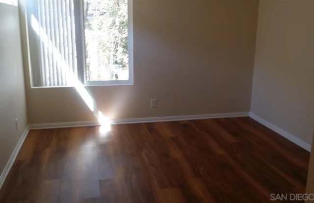 10026 Maya Linda Road Gallery 3