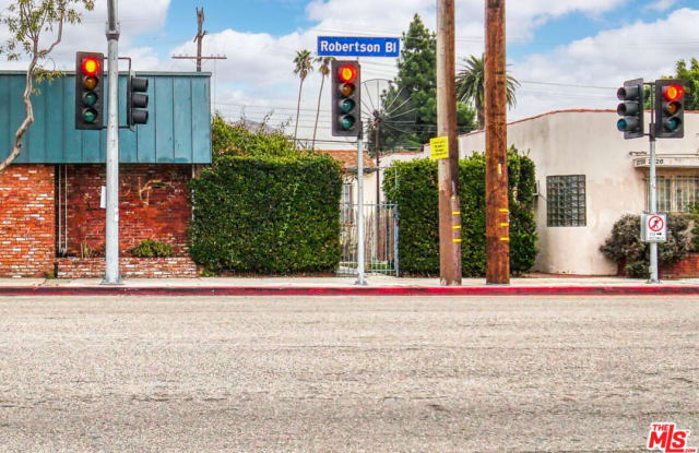 2724 S ROBERTSON BLVD - 2724 Robertson Boulevard, Los Angeles, CA 90034 2724 S ROBERTSON BLVD - 2724 Robertson Boulevard, Los Angeles, CA 90034