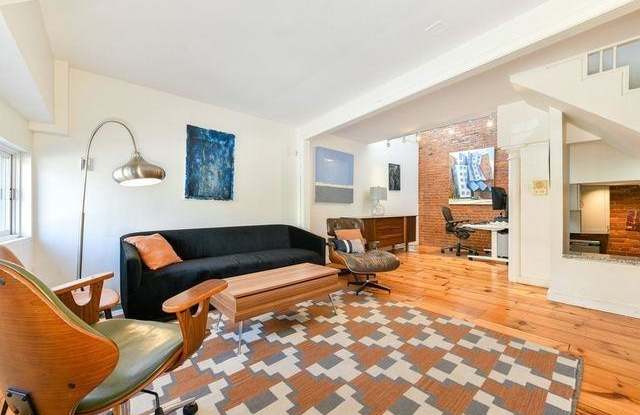 504 Massachusetts Ave. photos photos