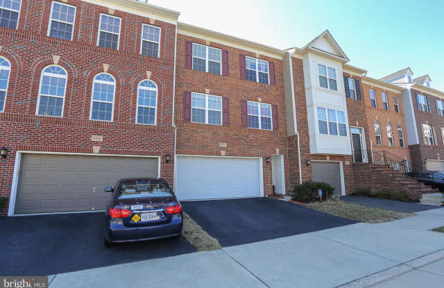 41601 BROXBOURNE TERRACE - 41601 Broxbourne Terrace, Stone Ridge, VA 20105