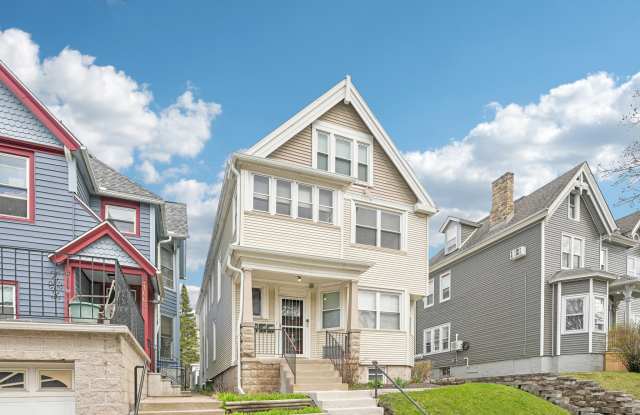 1660 N Marshall St photos photos