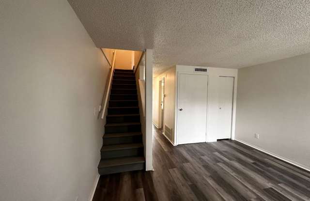 1967 Akron St Gallery 3