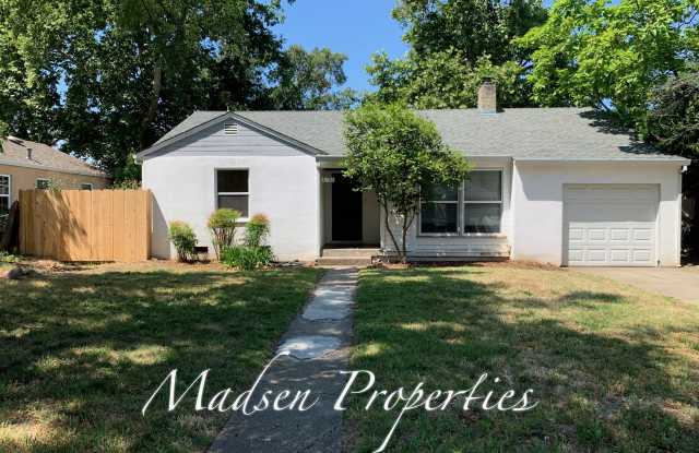 1531 Sherman Avenue - Front Gallery 2
