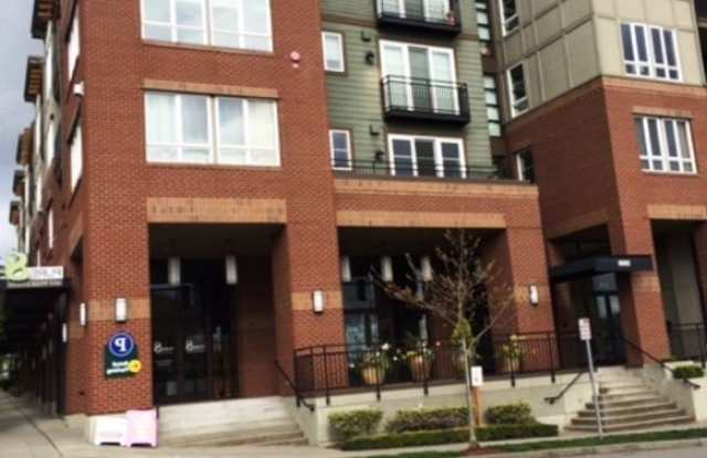 Bright Top-Floor Condo in the Heart of the Issaquah Highlands - Available Now! - 1880 25th Avenue Northeast, Issaquah, WA 98029