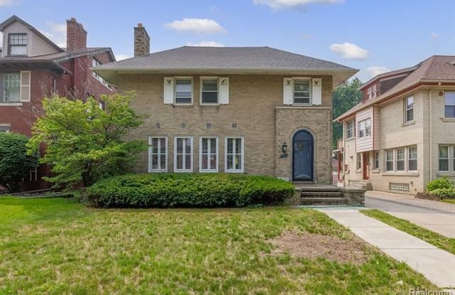2425 LONGFELLOW Street - 2425 Longfellow Street, Detroit, MI 48206