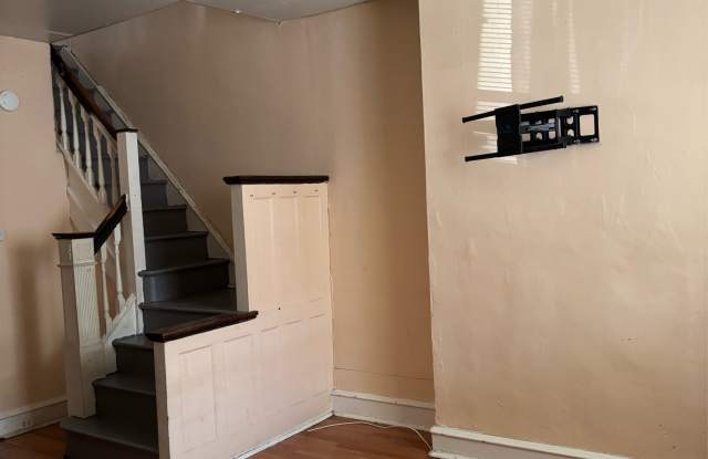 5617 Carpenter Street photos photos