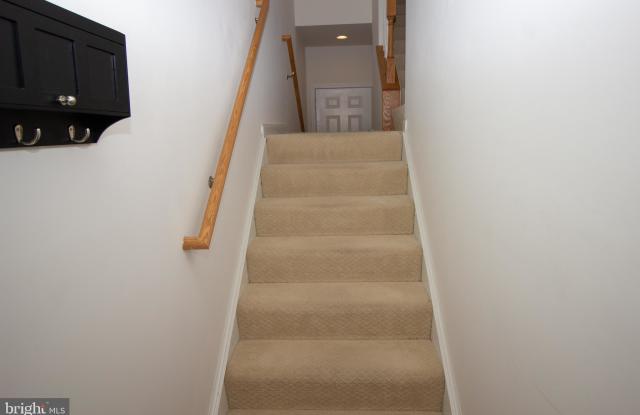 7528 BRUNSON CIRCLE Gallery 4