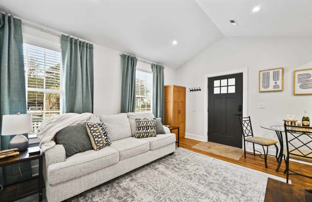 2215 Cambridge Avenue photos photos