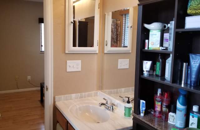 11224 W 102nd Pl Gallery 2
